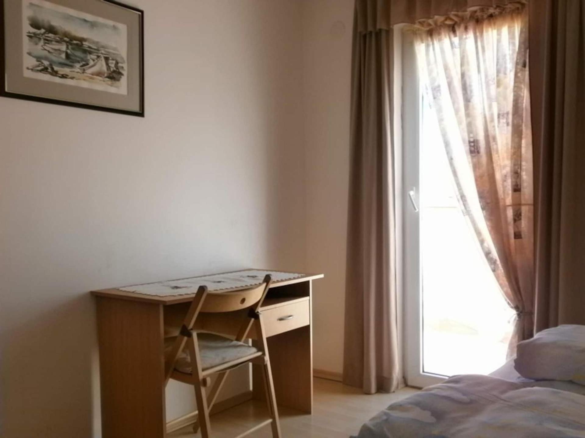 Family Apartments Viva Close To The Beach Krk Town Exterior foto