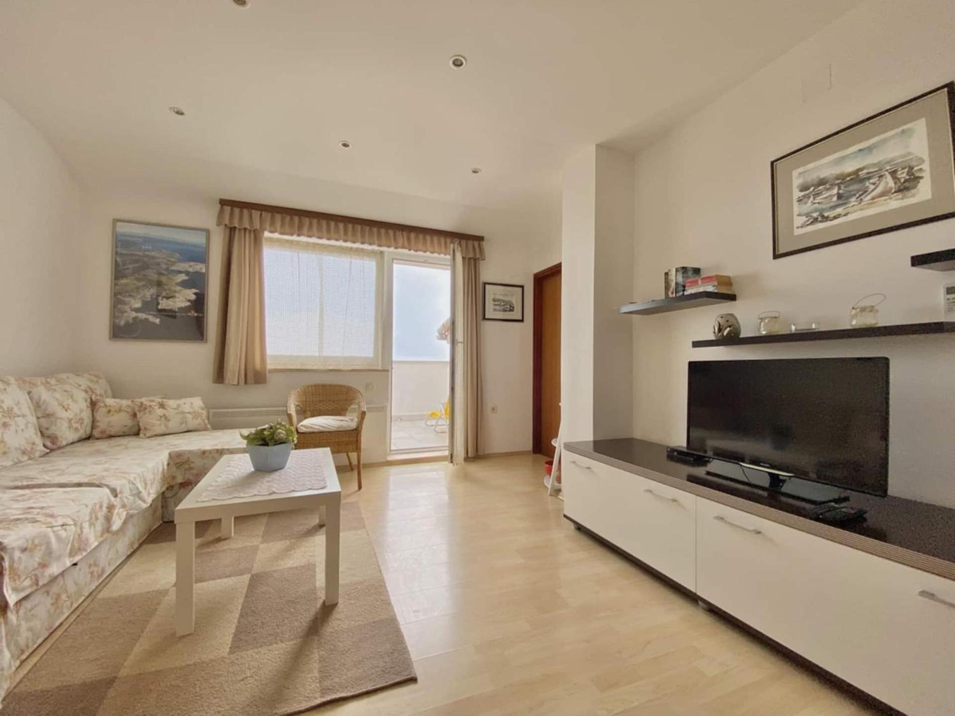 Family Apartments Viva Close To The Beach Krk Town Exterior foto