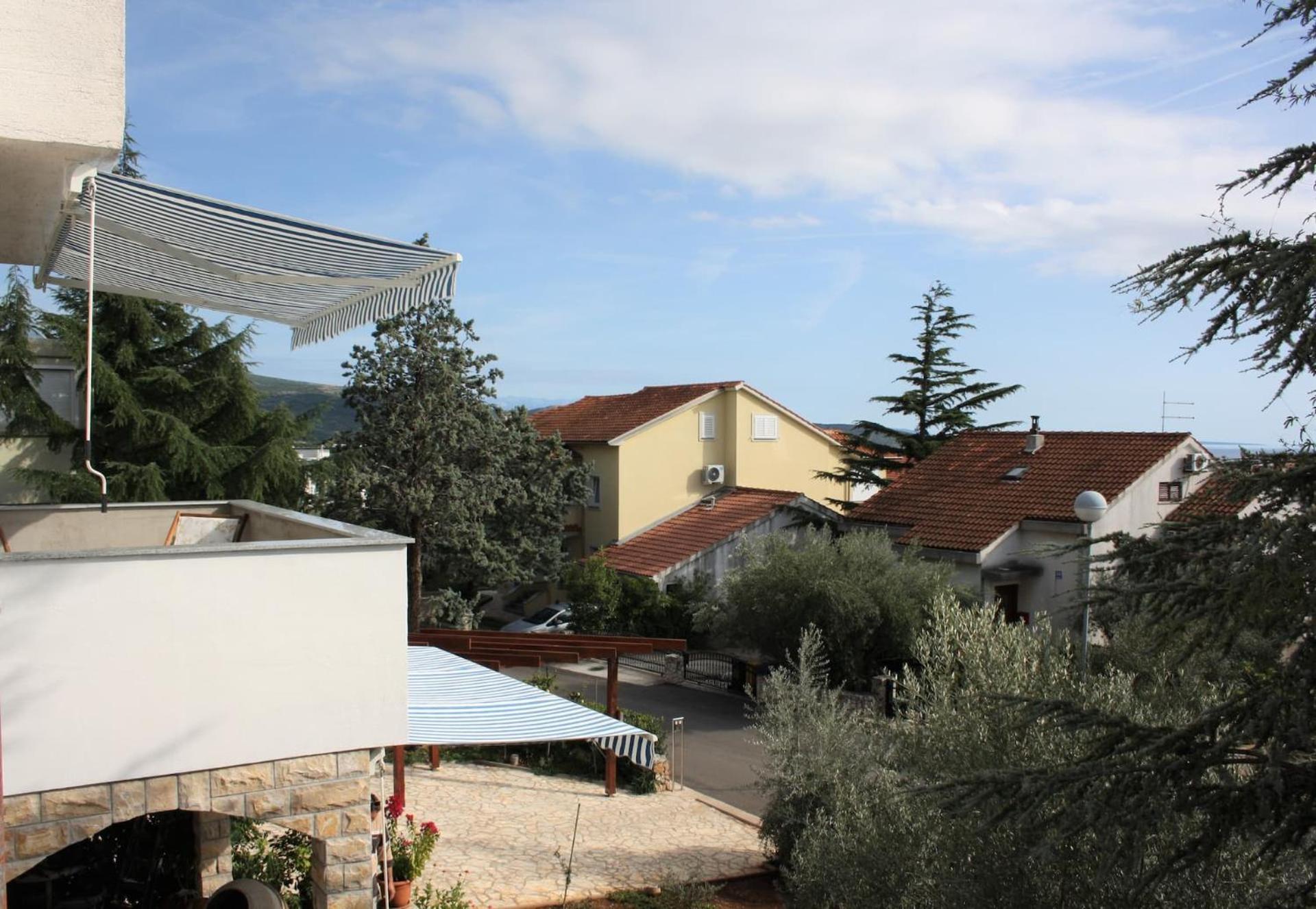 Family Apartments Viva Close To The Beach Krk Town Exterior foto