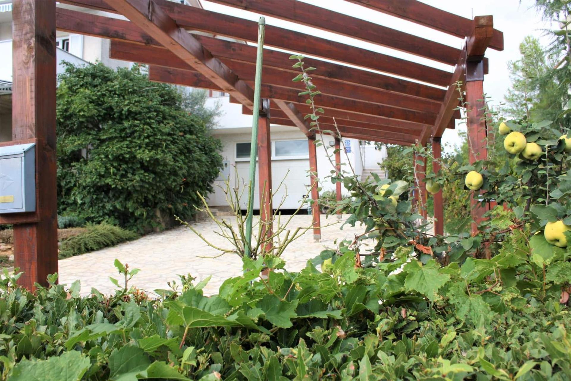 Family Apartments Viva Close To The Beach Krk Town Exterior foto
